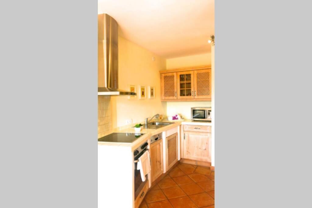 Apartamento En El Puerto De Soller Con Gran Terraza Privada Y Vistas Al Mar. Piscina Comunitaria. Localizado En Un Zona Tranquila Y Muy Soleada. Wifi Gratis Disponible. Parking. Kültér fotó